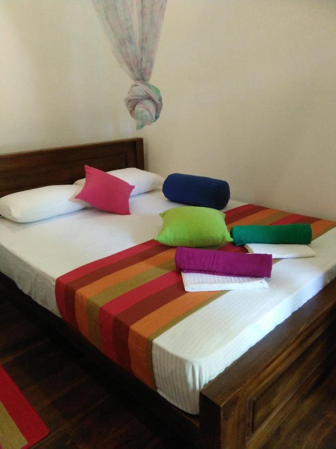 Ceylonima Home Stay Anuradhapura Exterior foto